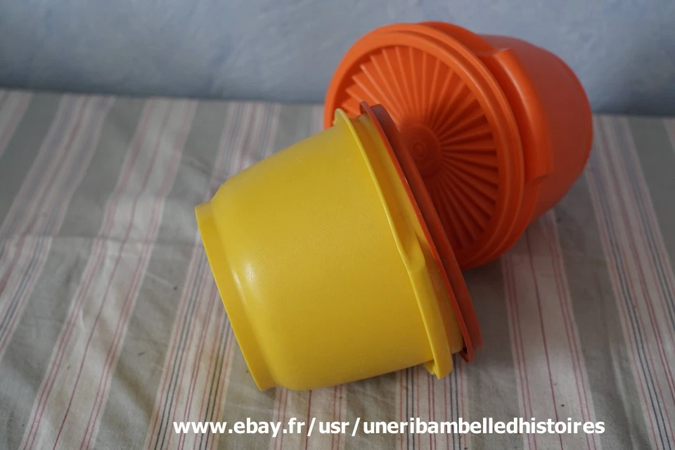 TUPPERWARE Lot 2 Anciennes Boites Orange couvercle soleil, diam 11,5 cm haut 9,5 - Photo 3/4