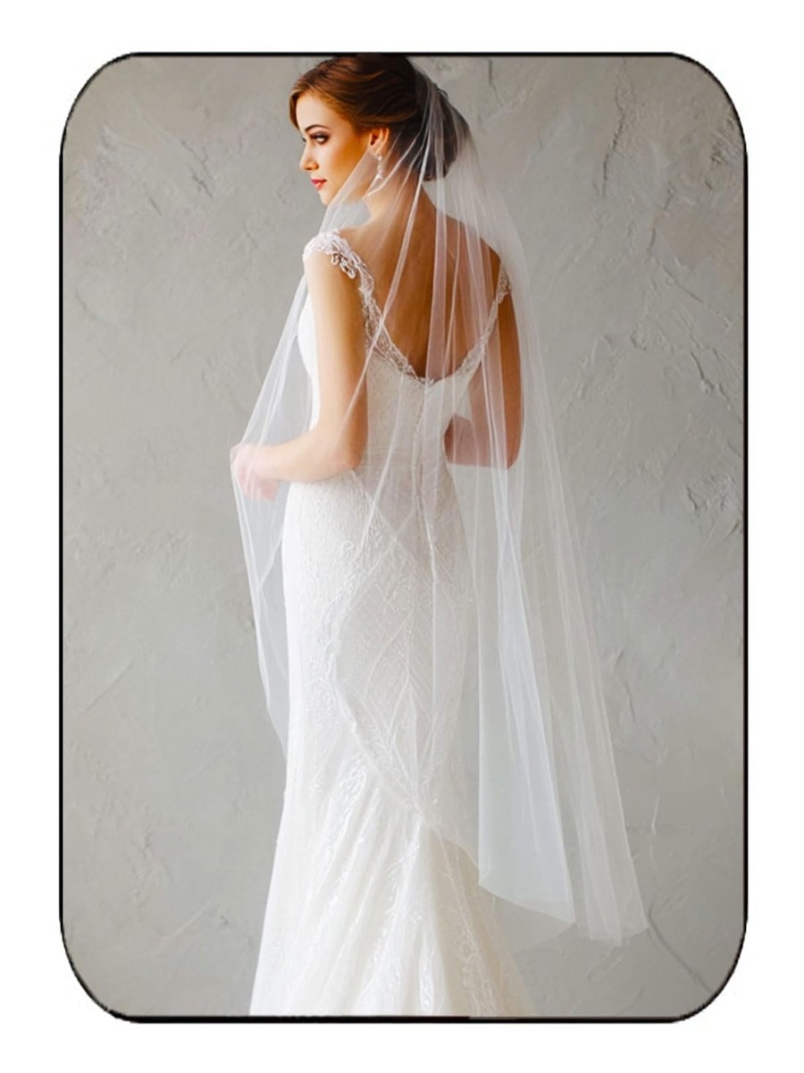 David\'s Bridal White Tulle Veil with Comb David main image 4