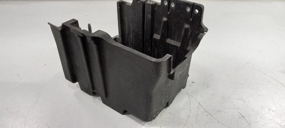 Ford Fiesta Battery Holder Tray 2014 2015 2016 2017 2018 2019 - Image 3 of 4