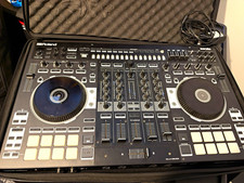 Roland DJ-808 4-Channel Quad Deck Serato Controller TR Sequencer Black