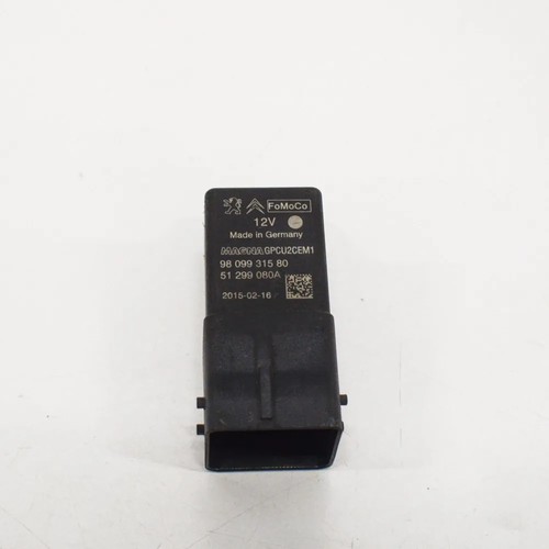 Glow plug pre-heat relay