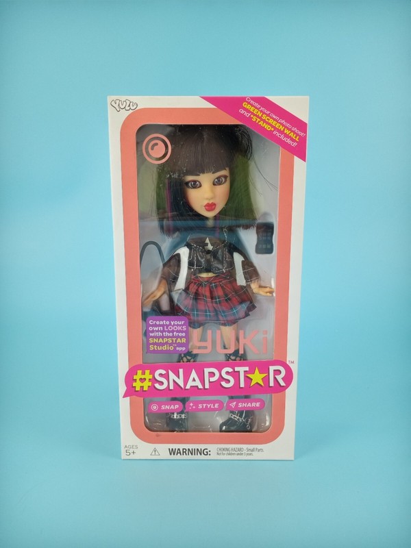 New YULU #Snapstar Yuki Fashion Doll with Outfit and Accessories 