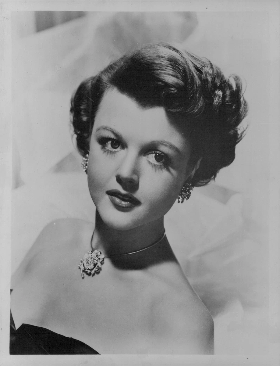 Angela Lansbury Young(03)