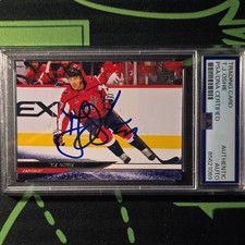 TJ OSHIE ON CARD AUTOGRAPGH WASHINGTON CAPITALS AUTO