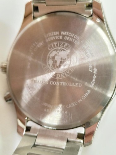 Citizen Alterna VO10-6851 Eco-Drive Radio Contrôlée 10Bar Solaire Montre Hommes - Photo 4 sur 8