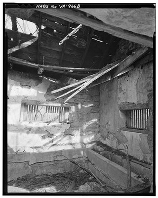 3. Interior, southeast corner - Buckhorn Manor, Springhouse, State Route 603,