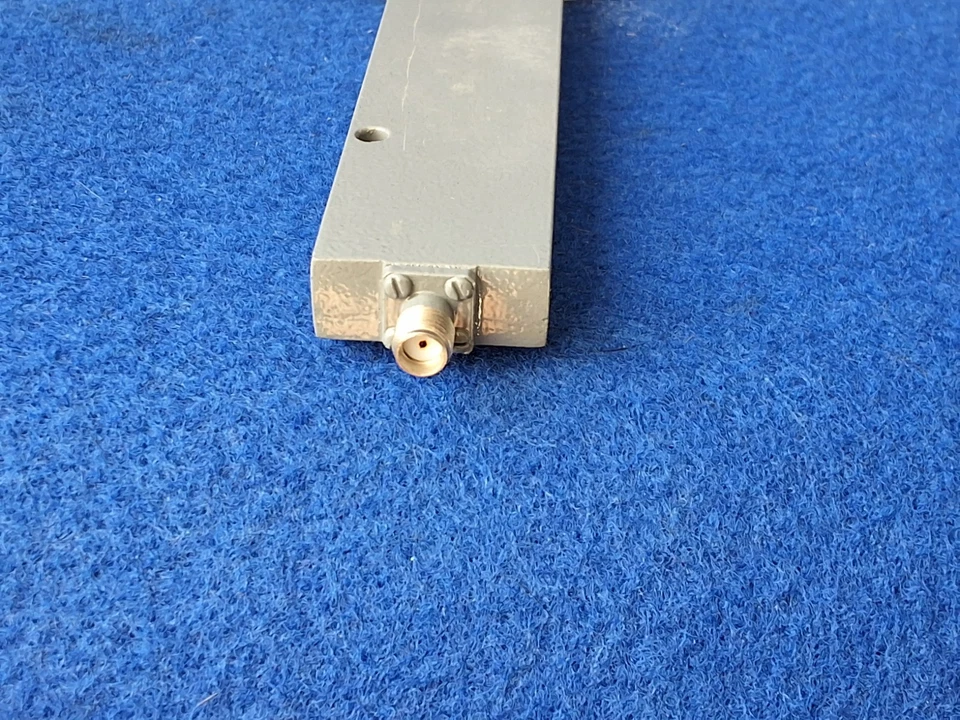 MCLI PS2-17 2 Way Power Divider - Stripline 0.5-18GHz. - Image 4 of 4