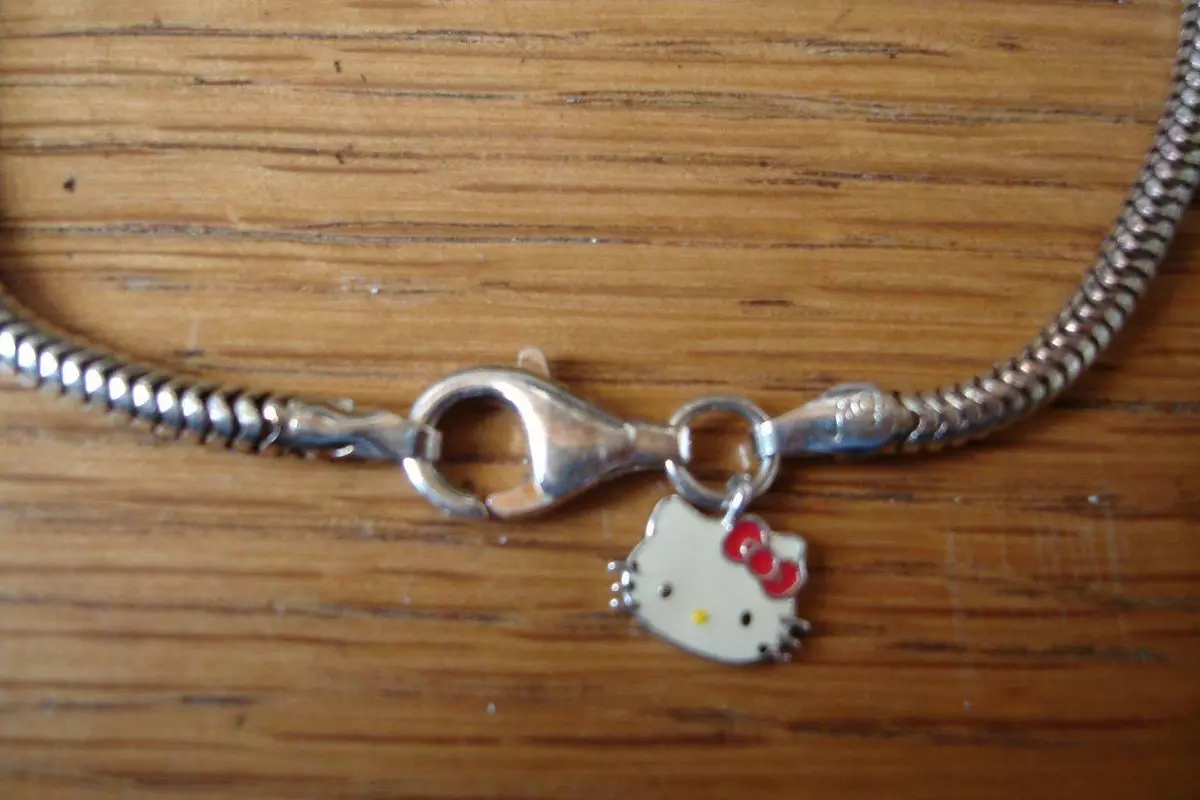 KAY JEWELERS CHARMED MEMORIES HELLO KITTY STERLING SILVER 7.5