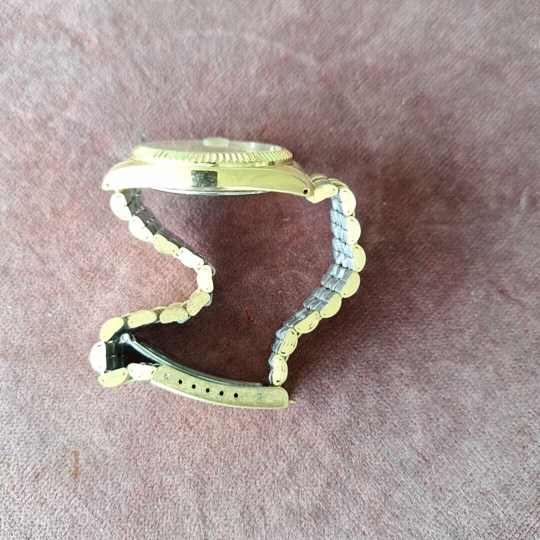 Picture 3 of 4