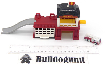 Battat Driven Pocket Series Fire Dept Truck Building Big City Micro Playset Mach