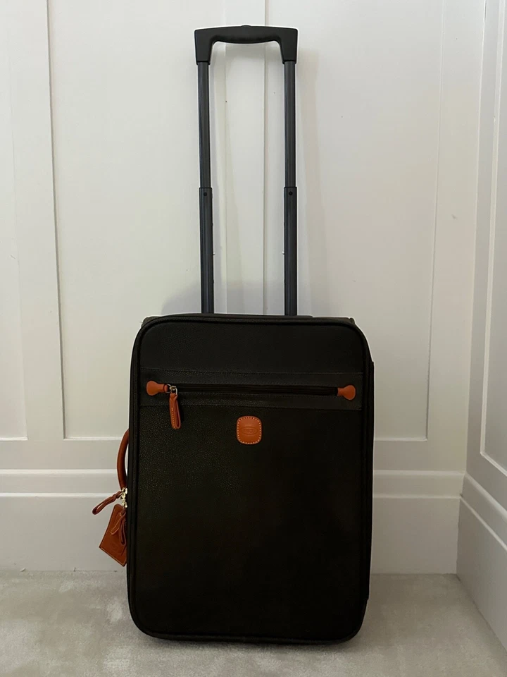 NUEVO 2000 Equipaje Bric's 20.25" Rodillo de Transporte Clásico VERDE Toscano Coñac Borde Foto 2 de 4