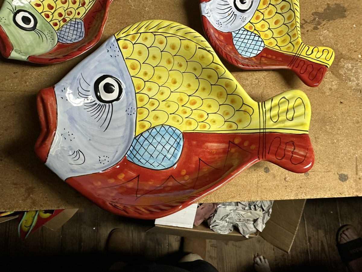 VIETORI ヴィエトリ　イタリア製　魚と海藻のデザイン皿 3枚セット Vietri Vintage Ceramic Fish Plate Wall Decor, Made in Italy Set Of