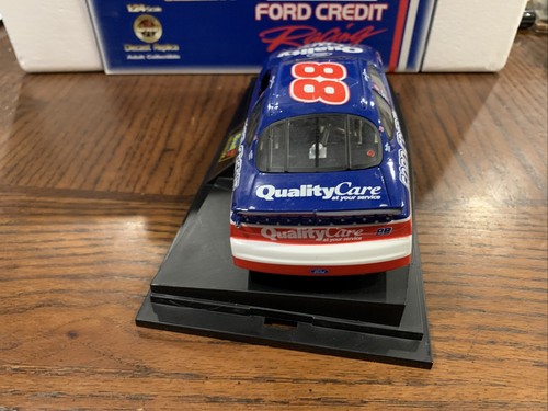 Revell Nascar 1:24 Ford Quality Care 1998 Ford Taurus Dale Jarrett!!!!! - Picture 4 of 12