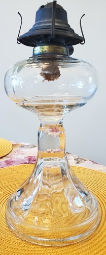 Antique P & A Mfg Eagle Pedestal Hurricane Lamp with fat Chimney - Picture 2 of 5