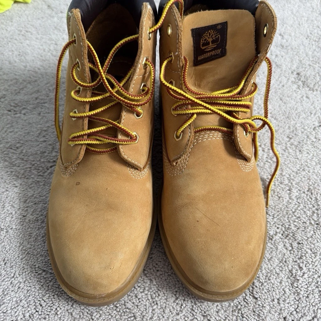 Timberland Leather Upper Lace Up Boots for Men for Sale  display picture 2