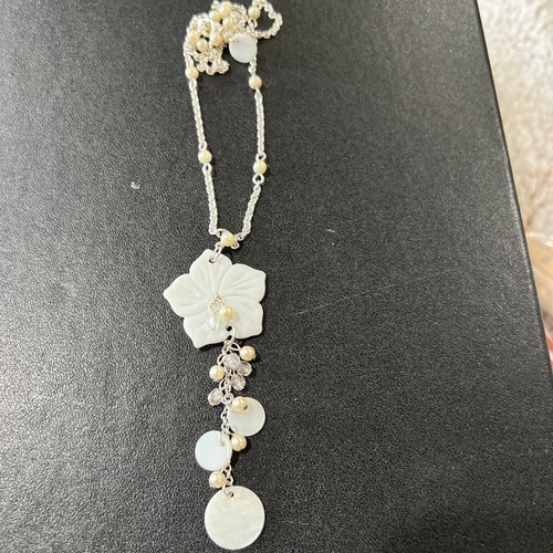 Avon Necklace 18 In - Picture 3 of 8