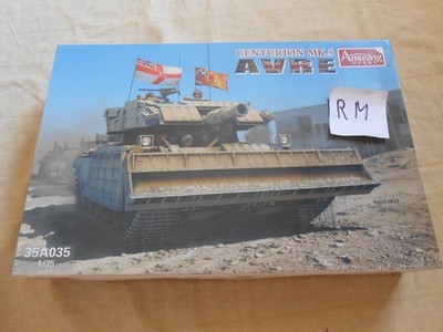 1/35 Amusing Hobby 35A035  Centurion Mk 5 AVRE