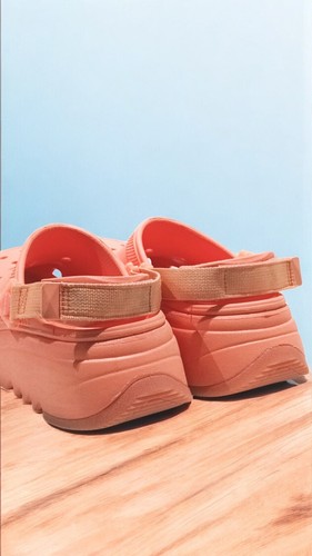Sandalias Zueco Unisex Crocs Clásicas Icónicas Confort Hombres Talla 5 Mujeres 7 Naranja - Imagen 15 de 18