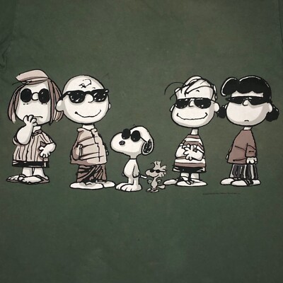 Vintage 90s THE PEANUTS WRAP AROUND PRINT Snoopy Charlie Brown Sun 