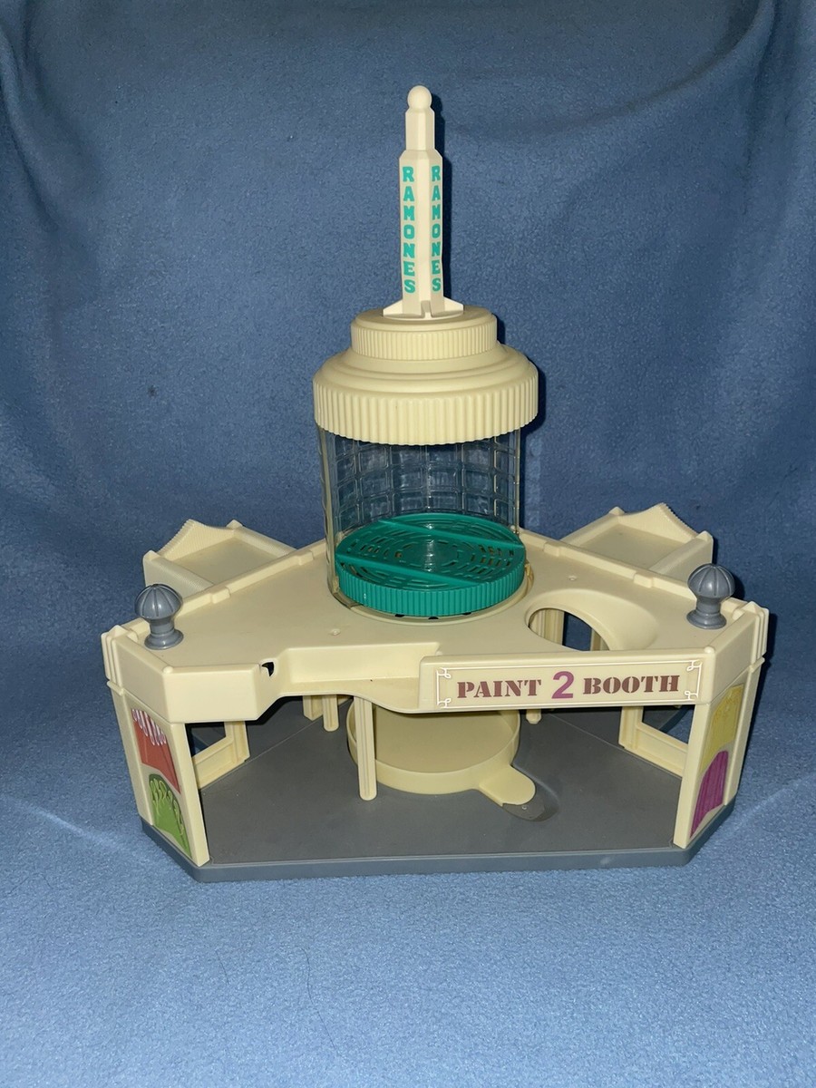 カーズ 海外パーク限定 RAMONE'S HOUSE BODY ART ミニカー