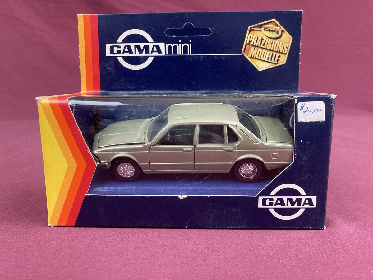 Gama Mini 1/43 BMW 733i Opel Green Diecast Unpunched Card