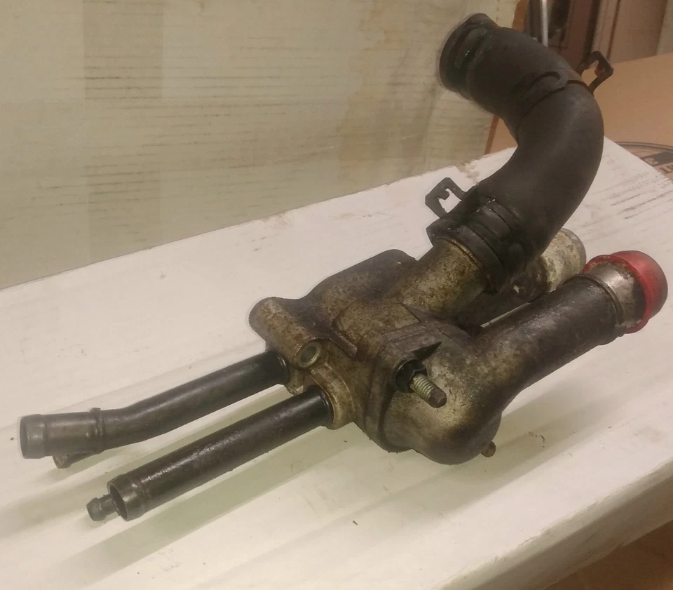 2008 Kia Spectra термостат корпус / выход воды - Изображение 3 из 3