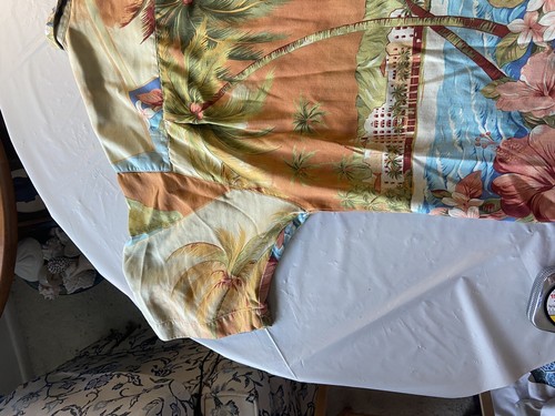 Men's Tommy Bahama Hawaiian Scene- 100% Silk- Size M- Very Cool - Picture 11 of 11