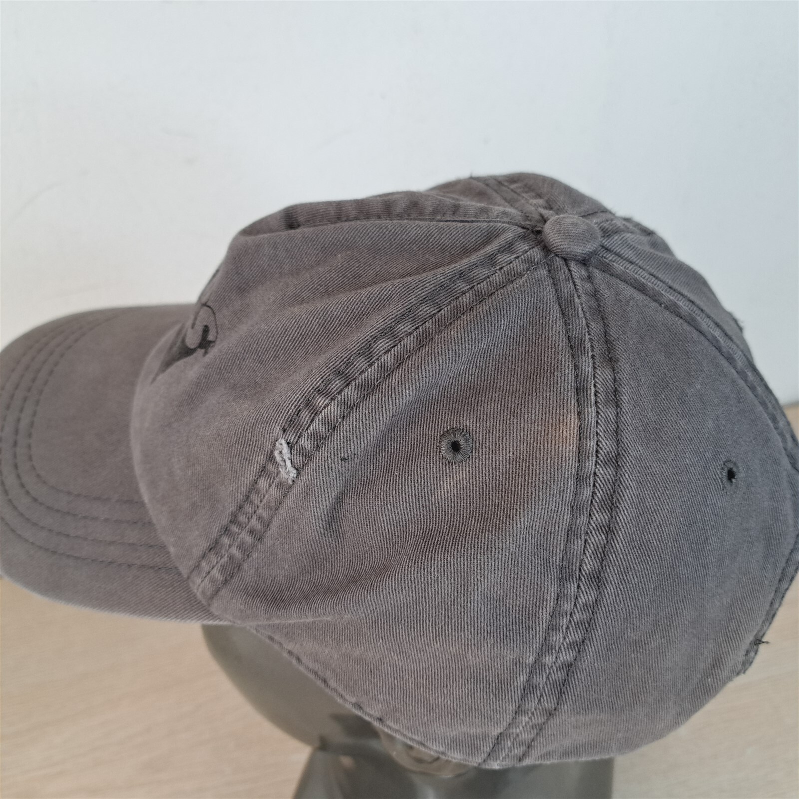 LEVI'S ADJUSTABLE SNAPBACK BASEBALL HAT/CAP, GRAY… - image 10