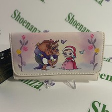 Cartera Loungefly Solapa Disney La Bestia Bella Chibi Floral Escena de Invierno