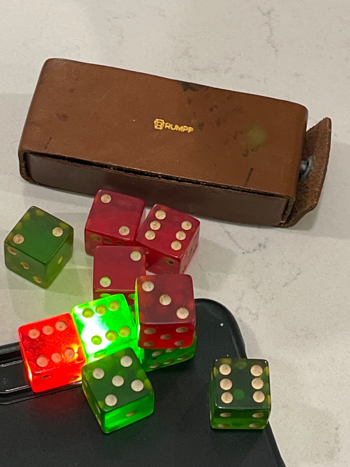 Old cherry & apple translucent bakelite dice in l… - image 7