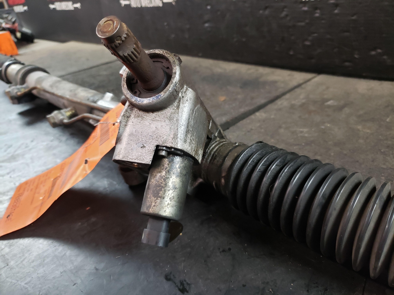 04-12 MASERATI QUATTROPORT POWER STEERING RACK & PINION 66K MILES