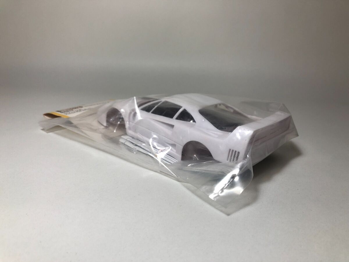KYOSHO Mini-z Ferrari F40 White Body Set (Non Decoration KYOSHO Mini-z Ferrari F40 White Body Set (Non Decoration