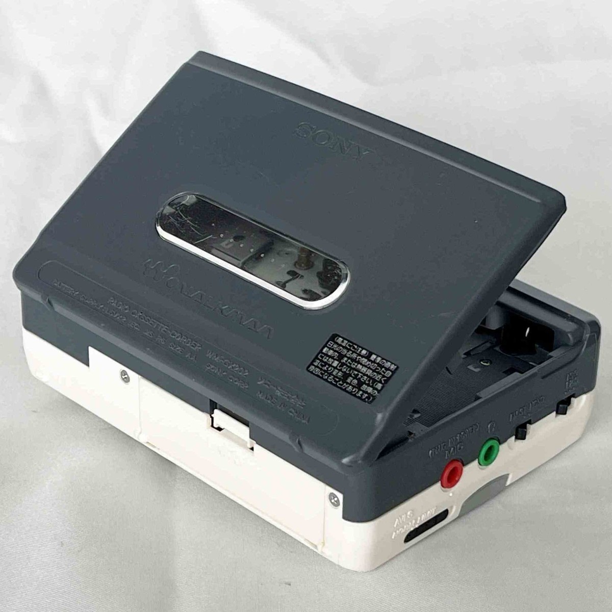 SONY WM-GX202 2003 Radio Recording Walkman Cassette Player From