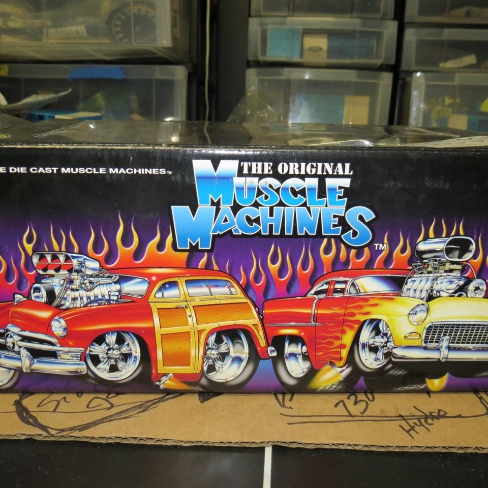 FREE SHIPPING New 1:18 Muscle Machines '41 Willys Coupe Purplre 2001 Funline - Image 4 of 4