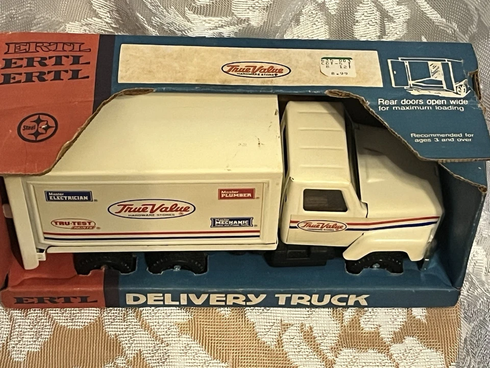 Camión de reparto ERTL True Value vintage de acero prensado de juguete #3982 en caja original Foto 3 de 4