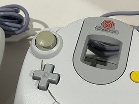 2x Sega Dreamcast Controllers Pair White lot set NTSC SEGA HKT-7700