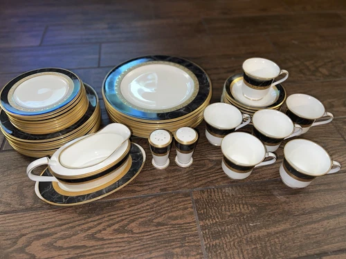 Vintage Noritake Opulence 9799- Bone China-Made in Japan Gold/Black 