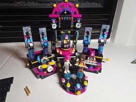 KPop Demon Hunters Mira Rumi Zoey Minifigures & LEGO Friends 41105 Stage LOT