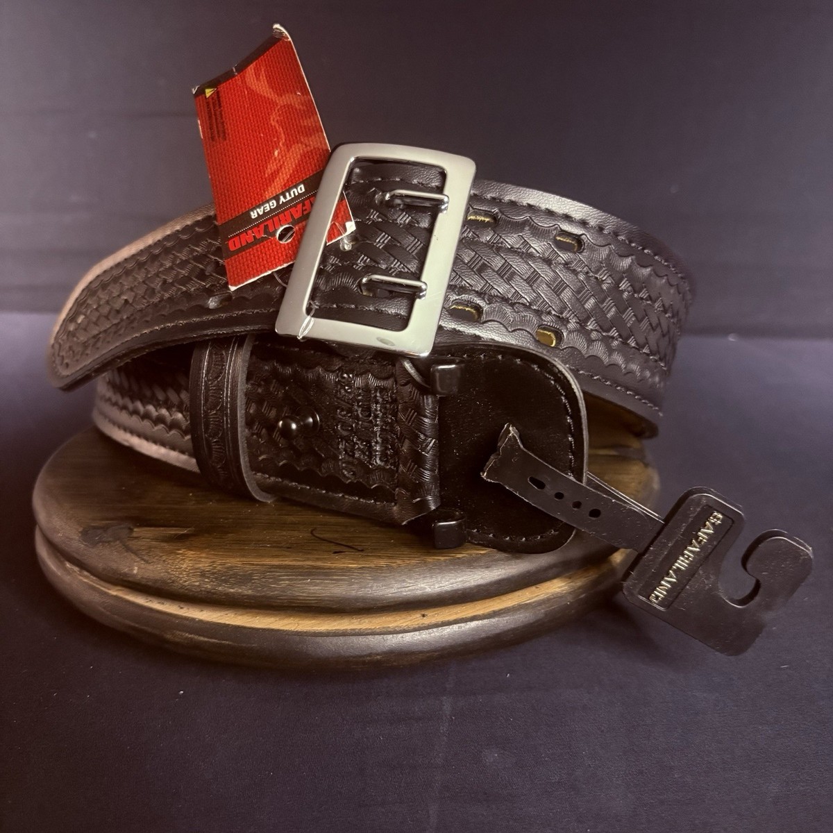 Safariland Model 87 Duty Belt - Size 32 - Sued Lined Basketweave
