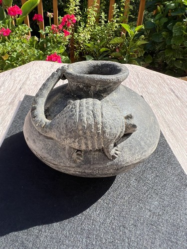 Jarrón Armadillo de cerámica figurativa urna decoración gris vintage hecho a mano RARO DIFÍCIL DE ENCONTRAR ÚNICO EN SU CLASE - Imagen 2 de 8