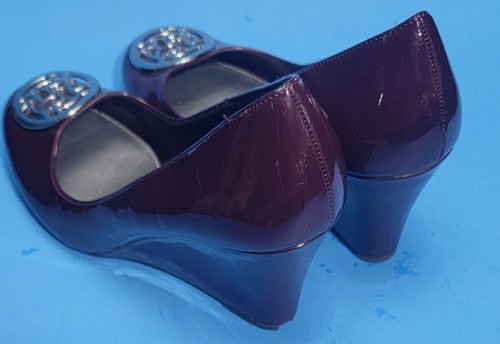 Fiona Womens 11M Red High Wedge 3.5”Heel Platform Shoe silver detail - 第 4/11 張圖片