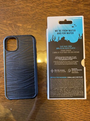 LifeProof Wake Series Protection Case for Apple iPhone 11 Black -EUC