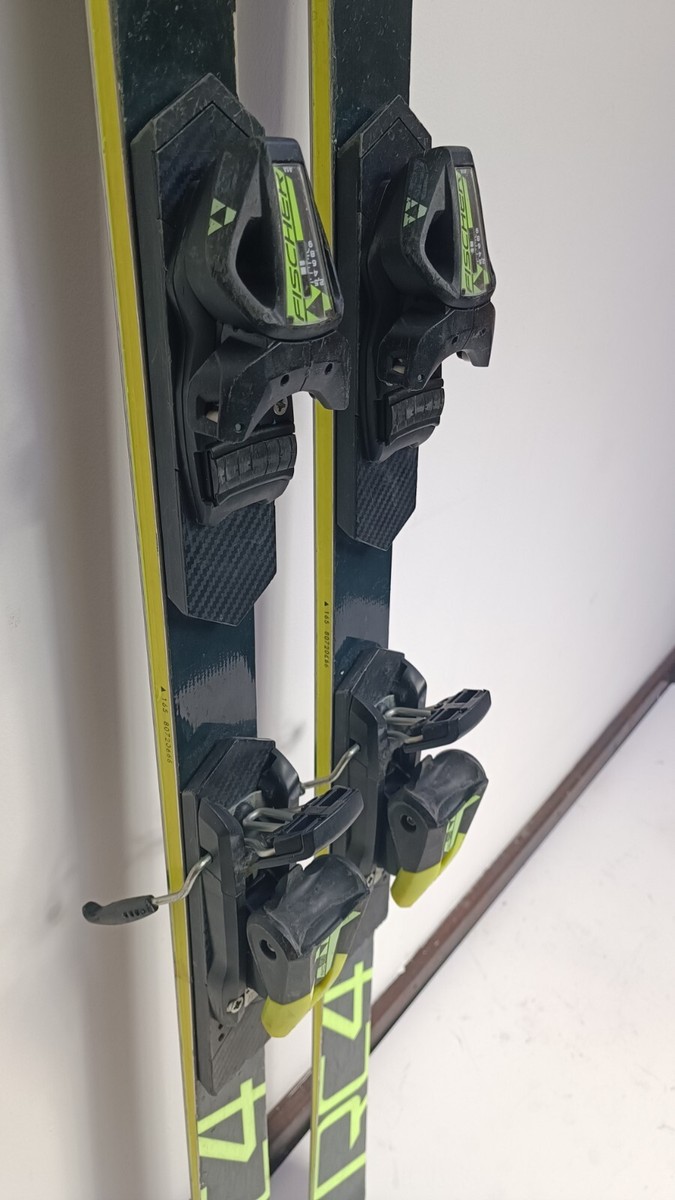Fischer RC4 WC GS 165cm Ski + Fischer 9 Bindings Winter Fun Snow
