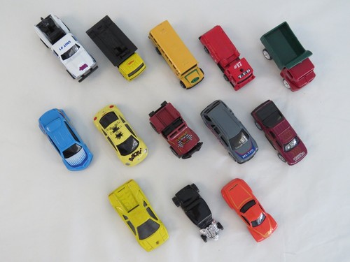 13 pc Lot Maisto Diecast Vehicles Jeep Tow Truck Firetruck VW Beetle Lamborghini - Picture 2 of 9