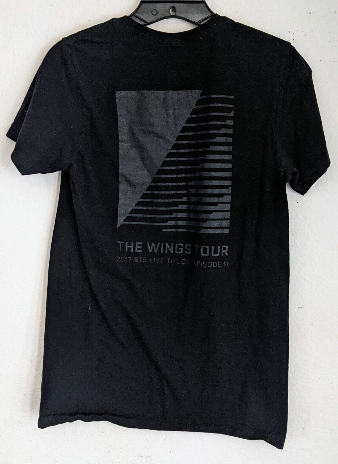 BTS 2017 THE WING TOUR CREW Tシャツ　APE REG