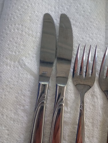Posate inox Japan CI - 1 cucchiaio zuppa 1 forchetta 2 forchette insalata 2 piatti - Foto 3 di 8