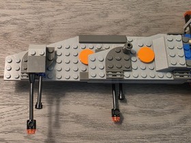 LEGO Star Wars B-Wing at Rebel Control Center (7180), Incomplete 