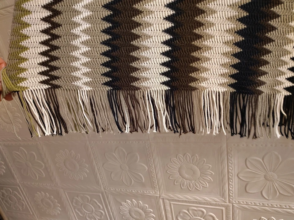 Pelúcia verde sótão Laurel's com 61 pol por 61 pol. mistura de algodão - Imagem 4 de 4