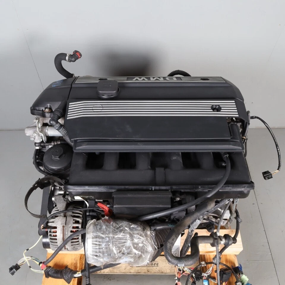 2004-2006 BMW X3 E83 3.0 M54 Engine Motor 11000141002 173K Miles OEM Used - Imagem 2 de 4