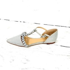 Badgley Mischka Shoes Women  s 7.5 Silver Ballet Flats Pointed Toe T-Strap EUC